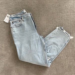 NWT Women’s Abercrombie & Fitch Wide Leg Distressed Jeans